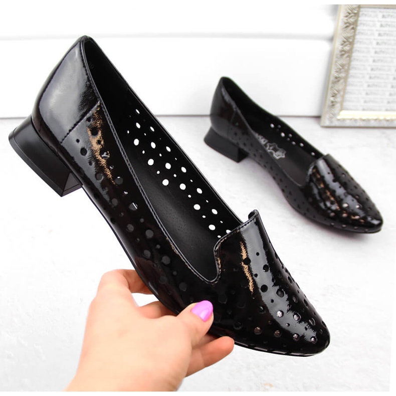 M. DASZYŃSKI Pantofi slip-on ajurati de damă patentați M.Daszyński SA178A-2 negru 1