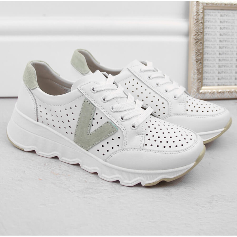 Pantofi sport dama din piele ajurata, alb Vinceza 7875 1 Pantofi sport dama din piele ajurata, alb Vinceza 7875 1