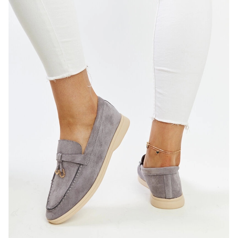 Mocasini gri cu pandantiv metalic de la Fiorano 1