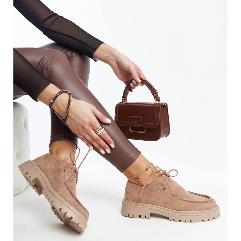 Pantofi Keiko clasici din piele intoarsa maro 1