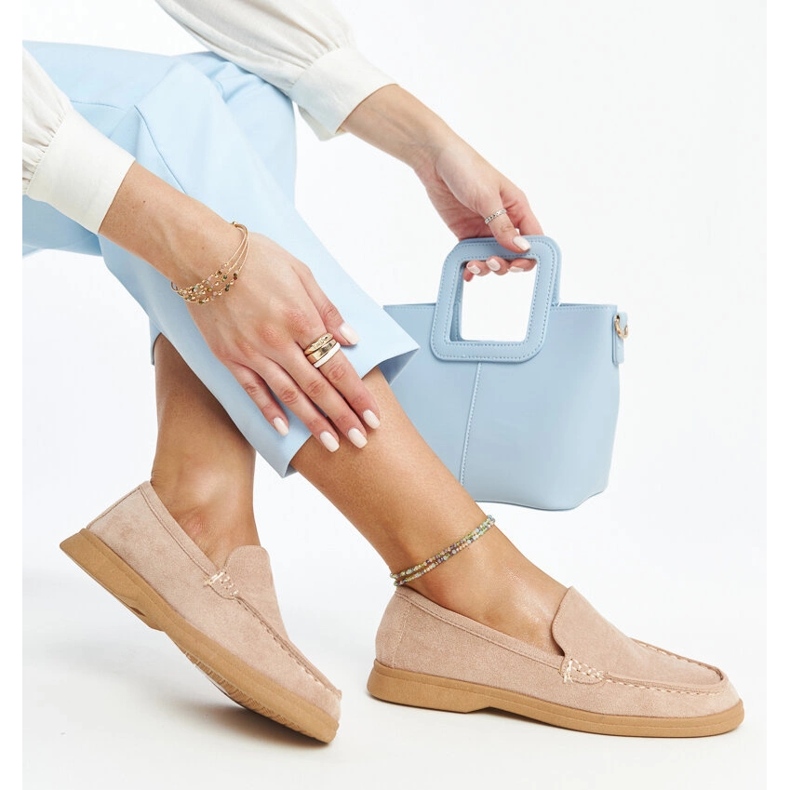 Pantofi de piele intoarsa bej de la Rumay 1 Pantofi de piele intoarsa bej de la Rumay 1