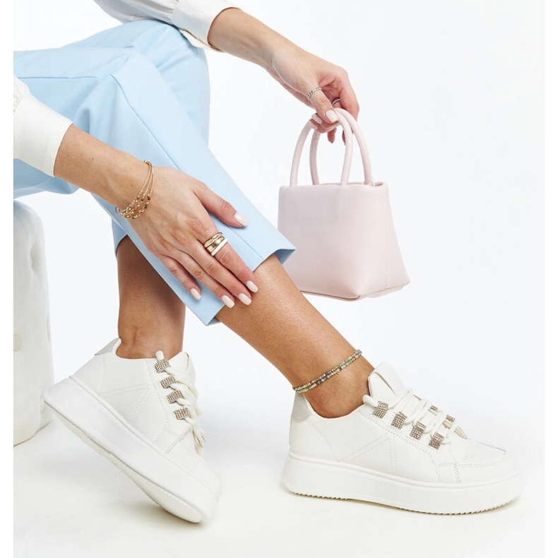 Adidași bej cu talpă groasă Walida 1