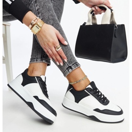 Adidasi albi si negri cu talpa Rumai groasa 1