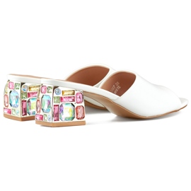 Flip-flops de damă albă cu toc joasă, cu cristale 1 Flip-flops de damă albă cu toc joasă, cu cristale 1