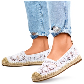 Espadrile de dama din dantela alba 2 Espadrile de dama din dantela alba 2