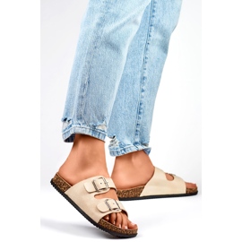 Șlapi de damă bej cu două catarame 1 Șlapi de damă bej cu două catarame 1