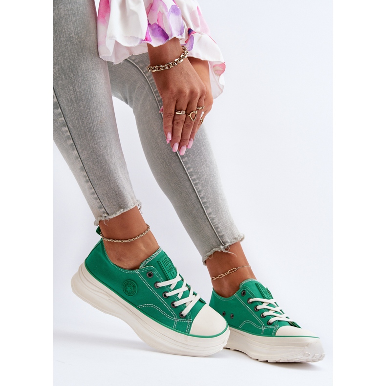 Pantofi de damă pe o talpă masivă Big Star NN274130 Verde 1