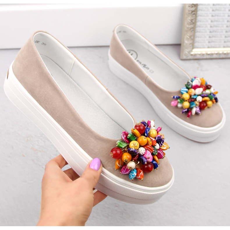 Pantofi dama piele intoarsa pe platforma cu margele, bej Filippo DP6024 1