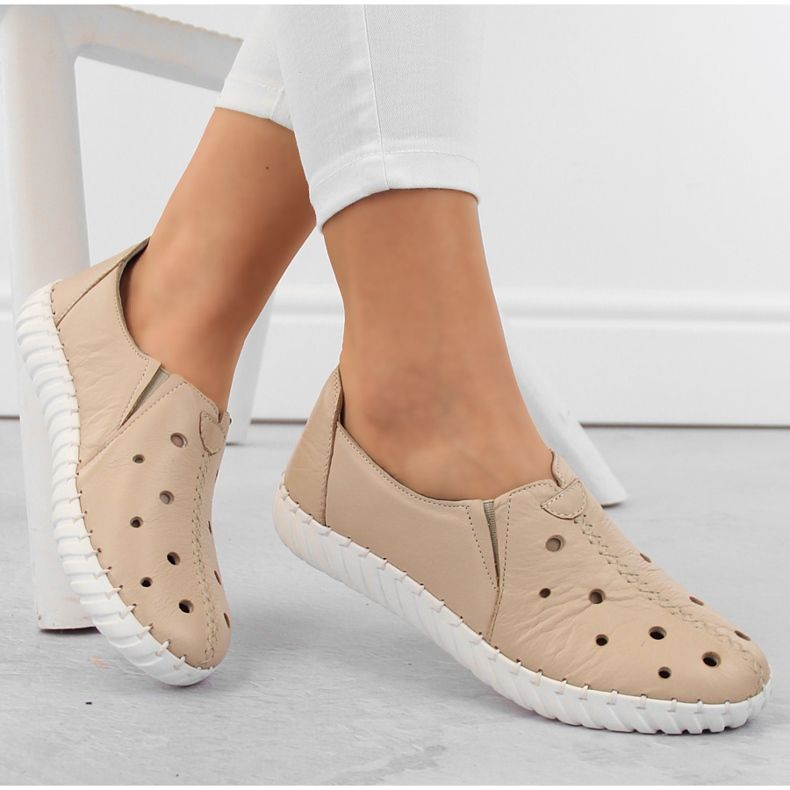 Pantofi slip-on de damă din piele, bej Artiker 54C0561 1