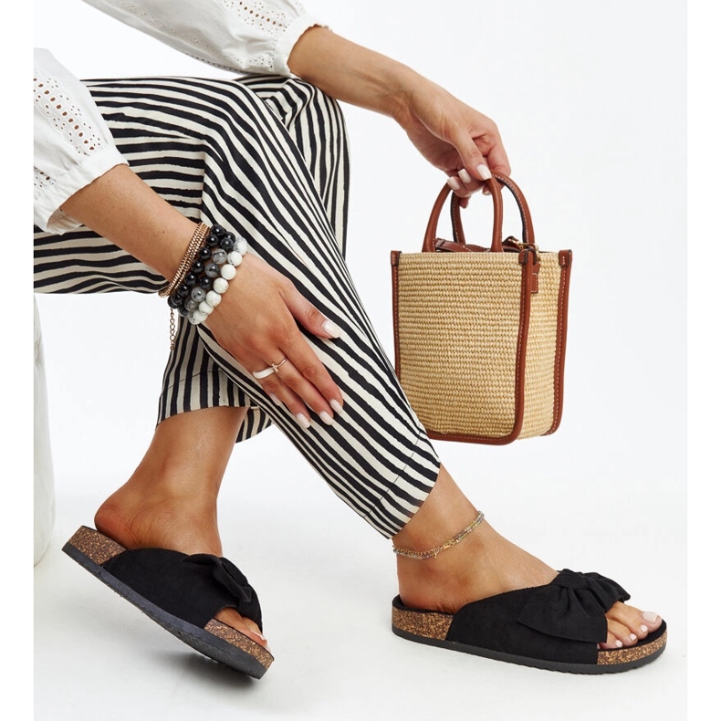 Șlapi negri cu talpă din plută Aamu negru 1