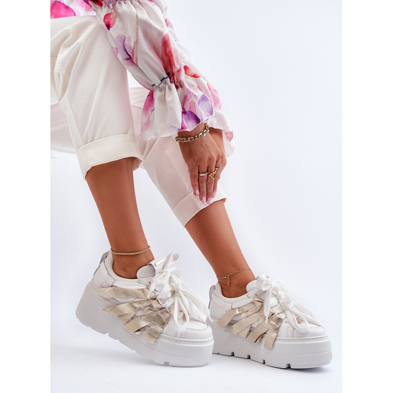 Pantofi Zazoo 2F-7033 pe o platformă masivă alb și auriu 1