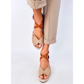 Sandale cu pană Berna Khaki cu vârf deschis bej 1 Sandale cu pană Berna Khaki cu vârf deschis bej 1