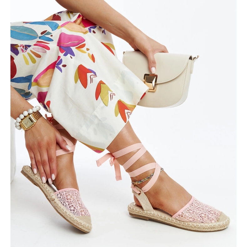 Espadrile din dantela roz Teha cu toc deschis 1