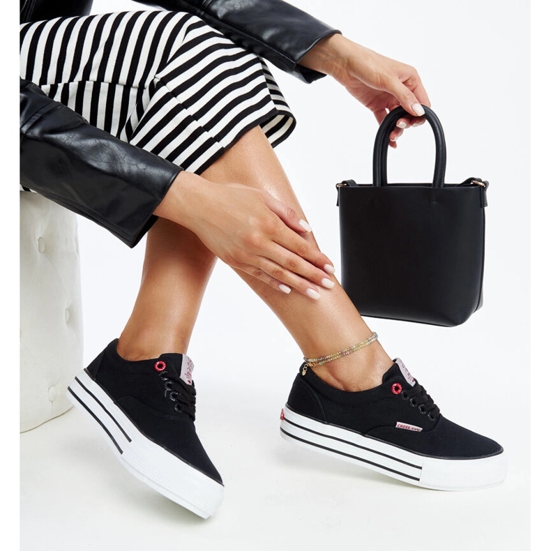 Adidasi negri de dama cu talpa groasa, Cross Jeans negru 1