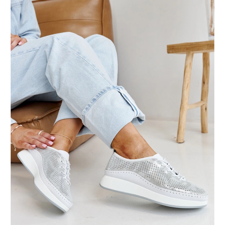 Tenisi din piele argintie pe platforma Amana 1