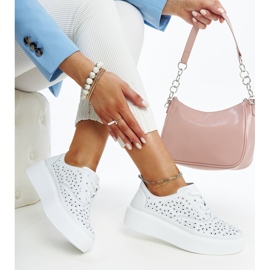 Pantofi din piele albastra cu catarama decorativa 1