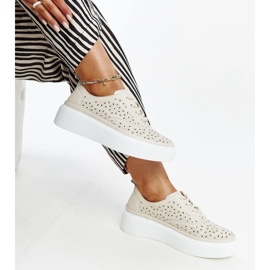 Pantofi sport din piele bej 1