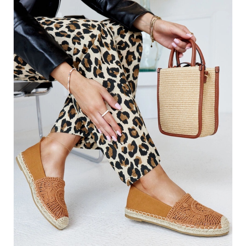 Espadrile maro cu broderie Kalba 1 Espadrile maro cu broderie Kalba 1