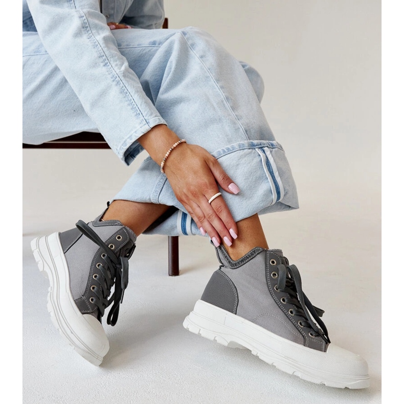 Adidasi Nura inalti gri cu crestaturi 1