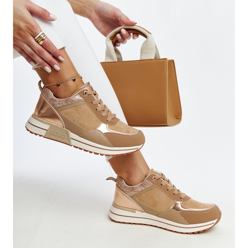 Tenisi maro pe platforma Kerttu 1