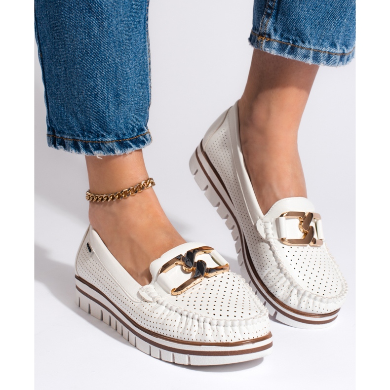 Goodin Mocasini albi ajurati pe platforma 2