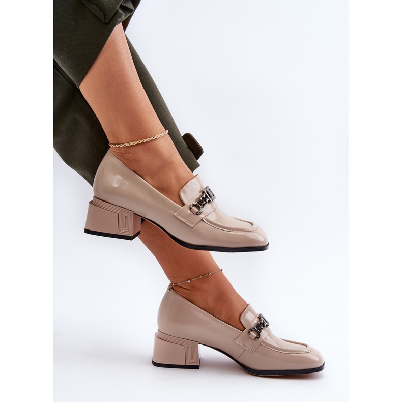 Pompi din piele lacuita pe un bloc bej S.Barski MR38-960 1