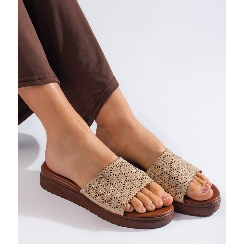 Sandale de dama bej cu platforma 2