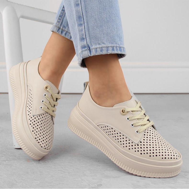 Pantofi de dama din piele ajurata pe platforma, bej Artiker 54C1707 1