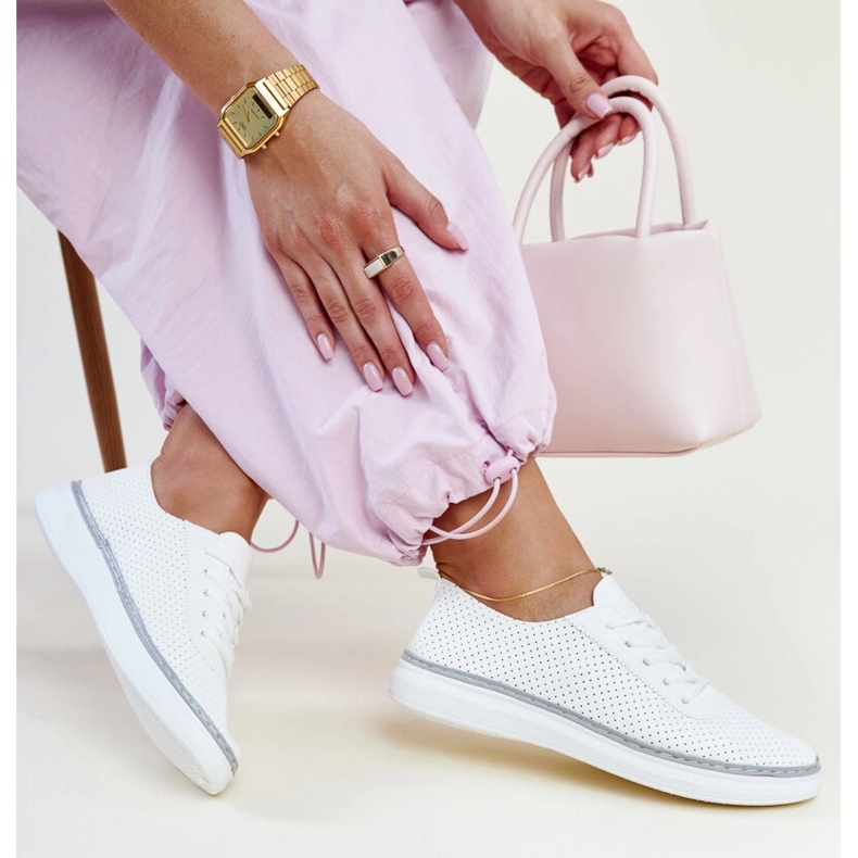 Tenisi Biserka ajurati albi si gri 1