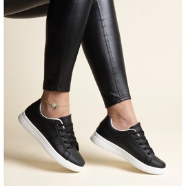 Tenisi albi din piele ecologică de la Cathleen 1