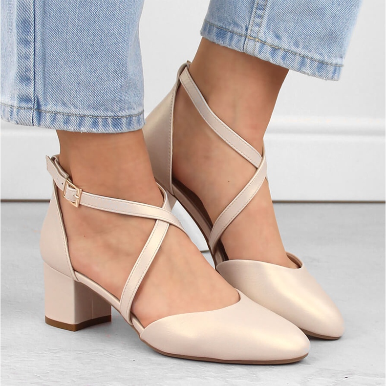 Sandale de damă cu bretele bej perlat de la Sergio Leone 1