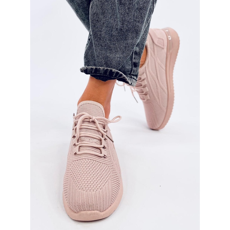 Guelfi Pantofi sport cu șosete roz 1