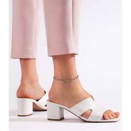 Flip-flops de damă albă cu toc înalt 2