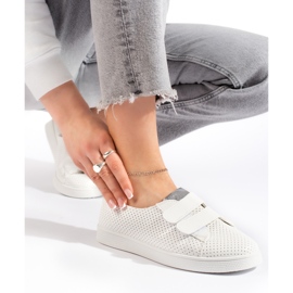 Adidasi albi de dama cu Velcro 2