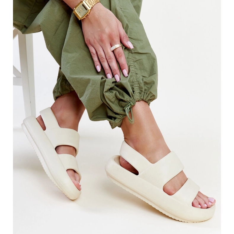 Sandale Attiana bej 1