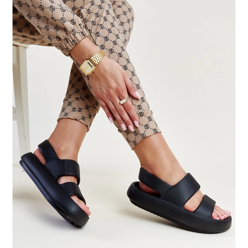 Sandale negre Attiana negru 1