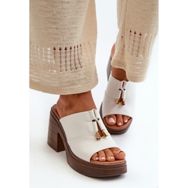 Vinceza Flip-flops de damă din piele ecologică cu platformă și bloc, Dafira albă 2 Vinceza Flip-flops de damă din piele ecologică cu platformă și bloc, Dafira albă 2