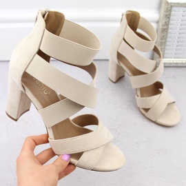 Sandale de damă cu toc cu benzi elastice bej eVento 6964 1