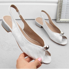 Sandale de damă argintii cu toc joasă T.Sokolski 136 1