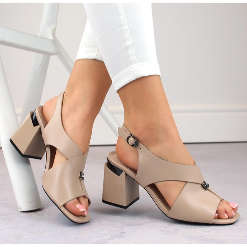 Sandale de dama bej cu toc decorativ, Vinceza 62111 1