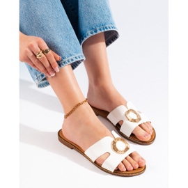 Flip-flops albi plate pentru damă 1