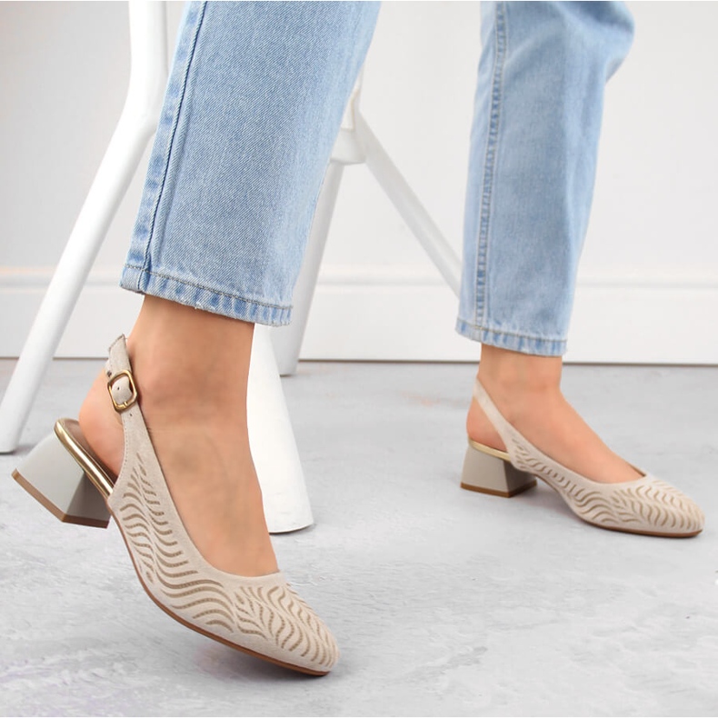 Sandale de damă bej cu toc din piele intoarsa Jezzi RMR2263-4 2