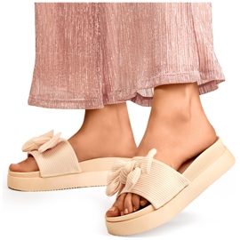 Papuci de dama bej cu fundita pe talpa groasa 1