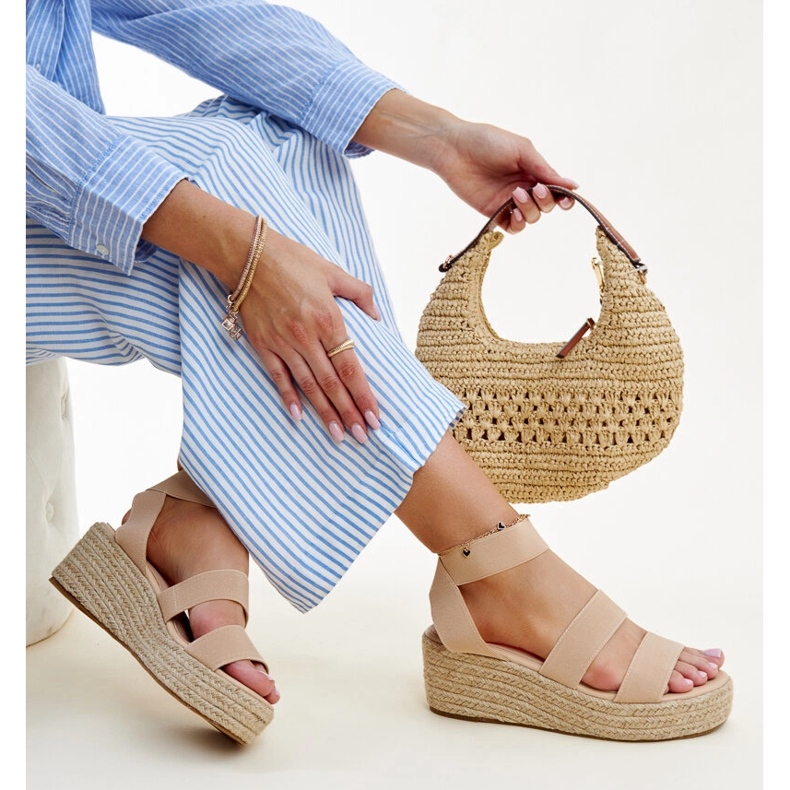 Sandale cu pană bej Minna 1