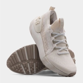 Pantofi Under Armour Ua W Hovr Phantom 3 Se Ltd W 3027290-100 bej 1