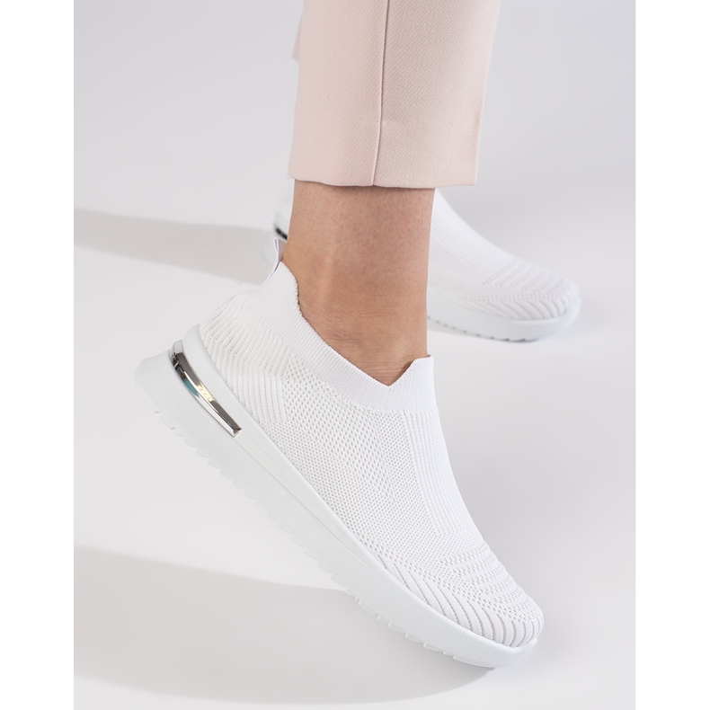 Pantofi sport albi cu slip-on 1