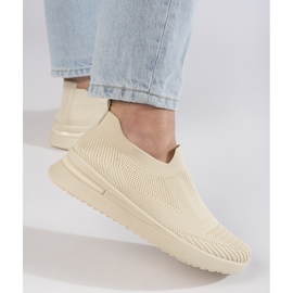 Pantofi sport slip-on bej 1