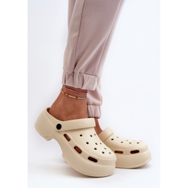 Slapi de damă din spumă cu talpă masivă, Beige Danollia bej 2 Slapi de damă din spumă cu talpă masivă, Beige Danollia bej 2