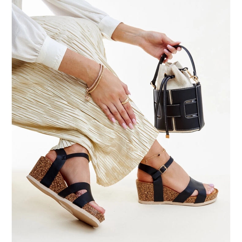 Sandale cu pană din plută neagră Gabera negru 1 Sandale cu pană din plută neagră Gabera negru 1