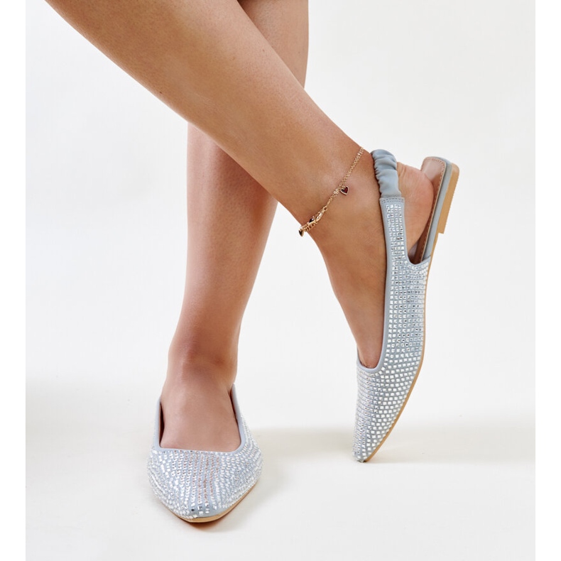 Sandale gri strălucitoare cu toc deschis de la Nadiana 1